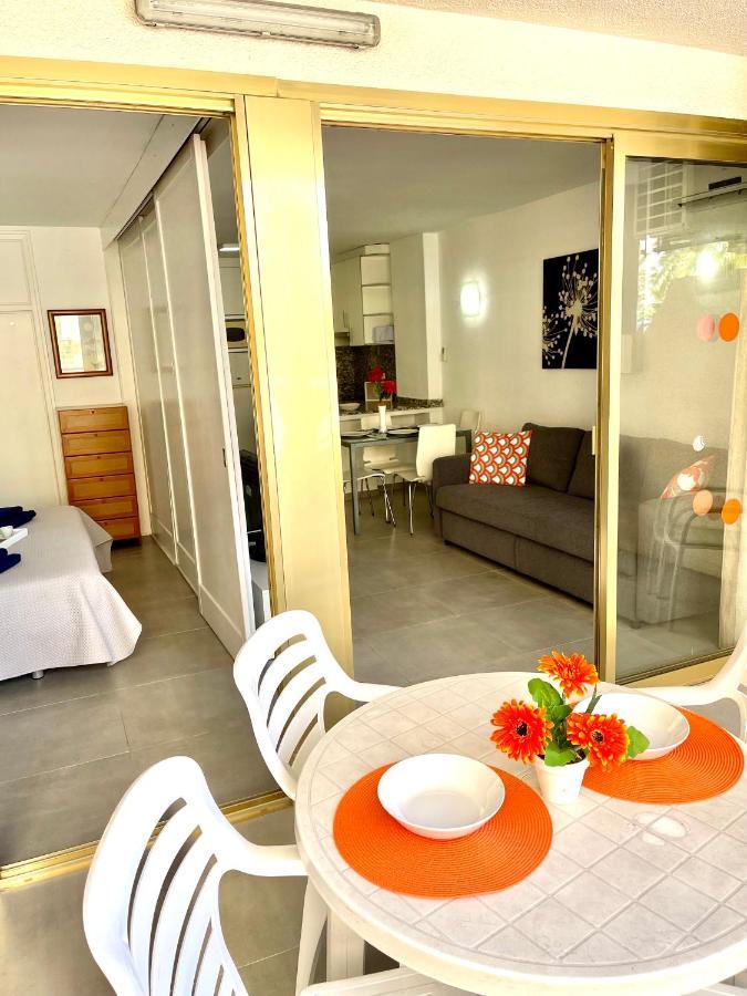 Apartbeach Novelty Climatizado Y Vistas Playa サロウ エクステリア 写真