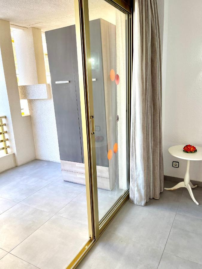Apartbeach Novelty Climatizado Y Vistas Playa サロウ エクステリア 写真