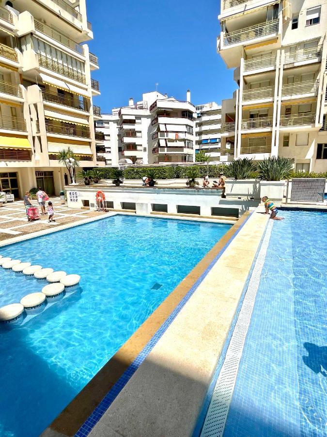 Apartbeach Novelty Climatizado Y Vistas Playa サロウ エクステリア 写真