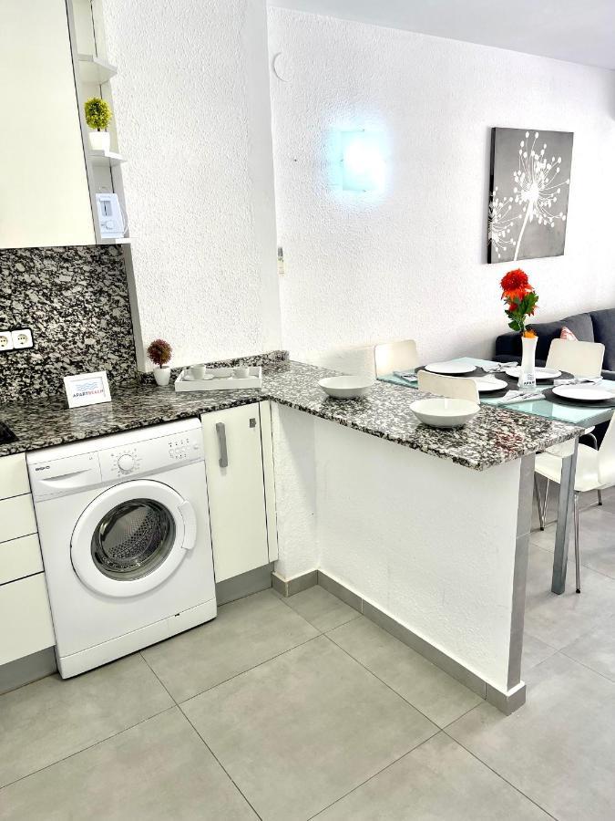 Apartbeach Novelty Climatizado Y Vistas Playa サロウ エクステリア 写真